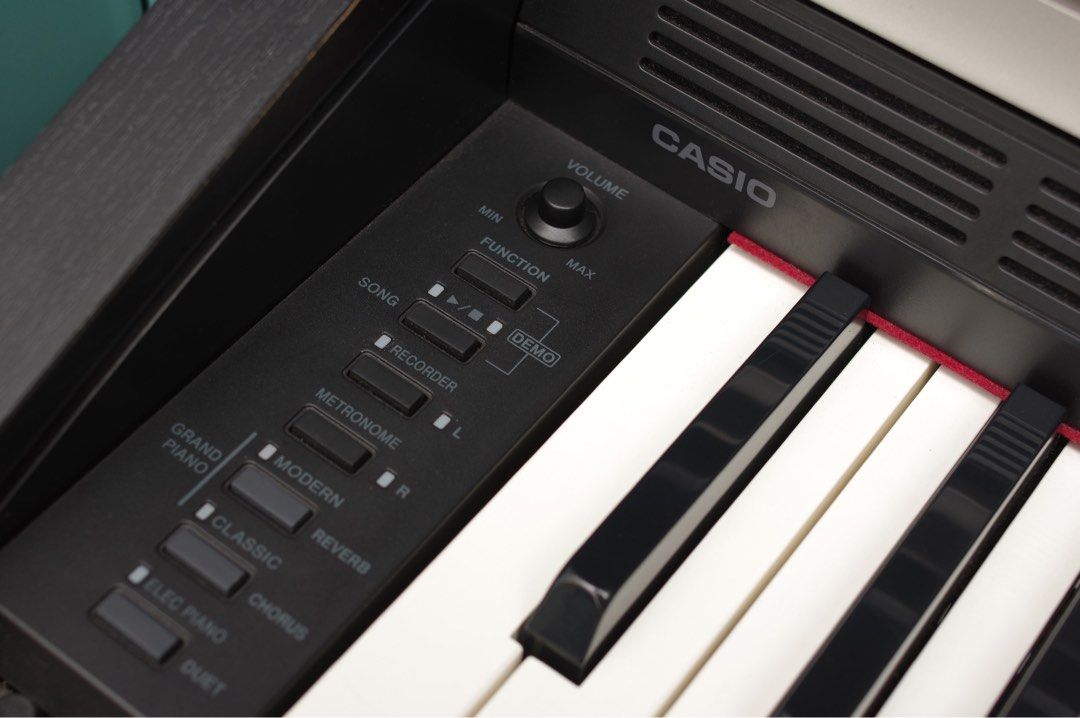 Casio AP220 Celviano Digital Piano hammer action w great sound
