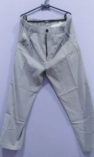 Celana panjang salur kecil