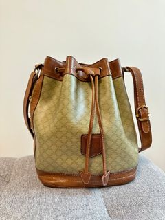 （分類：）位於 。 由 sillythingz 提交（商品編號 1232414900，圖片 1）。簡介： 。