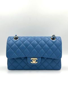 CHANEL Classic Double Flap Medium Turquoise Lambskin Chevron Champagne Gold  Hardware 2017 - BoutiQi Bags