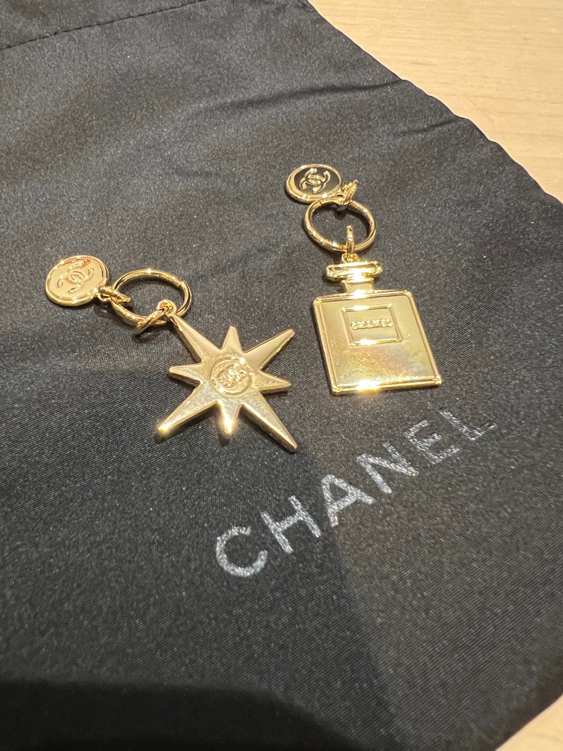 Chanel 2022 Limited Edition Xmas Charm