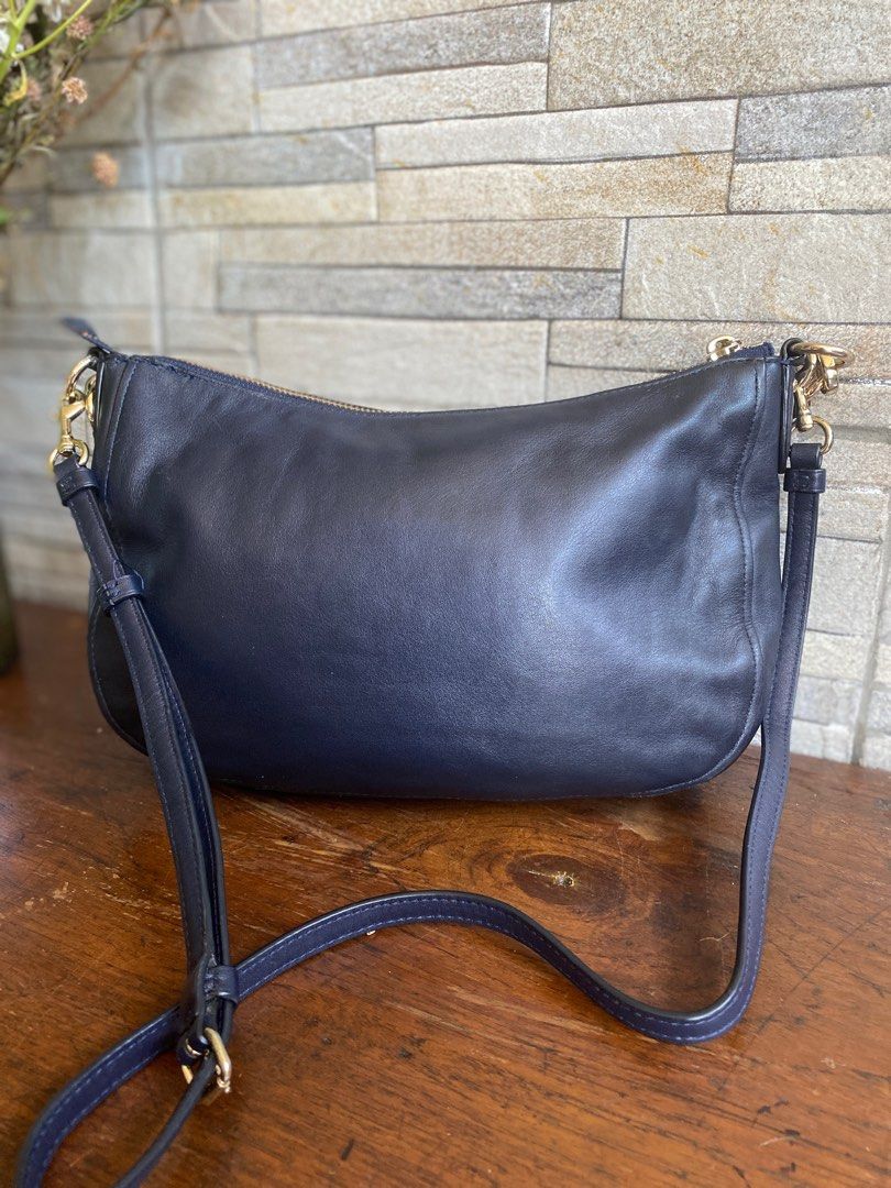 Coach chelsea online crossbody navy