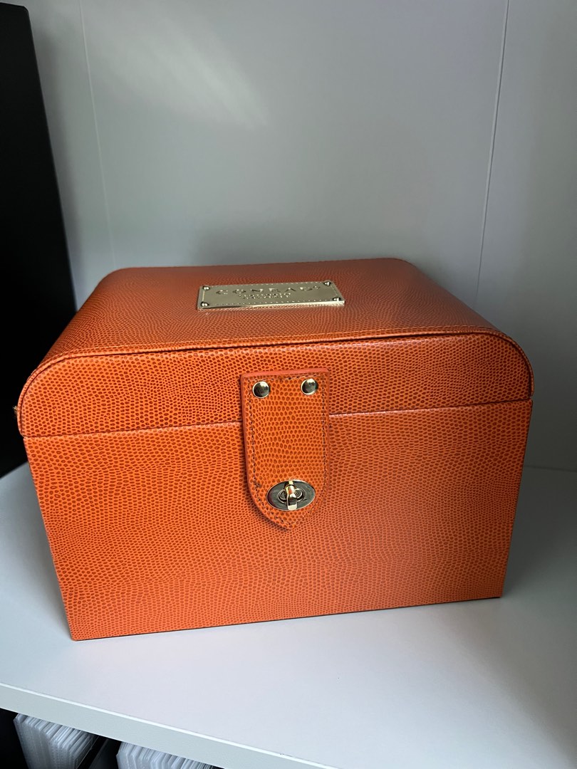 Conrad Centennial Singapore box, Luxury, Accessories on Carousell