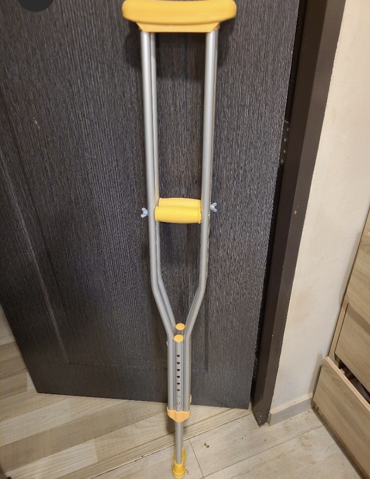 Crutches Used Once only, Health & Nutrition, Assistive & Rehabilatory