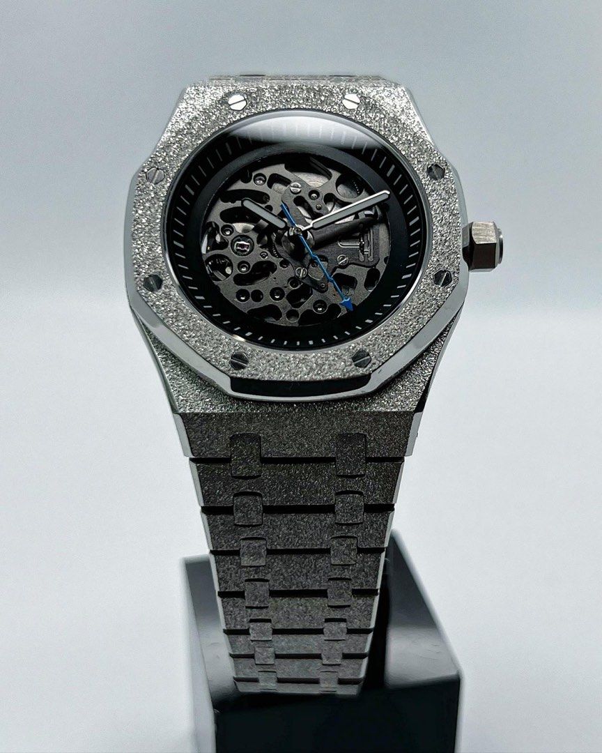 Frosted discount skeleton ap