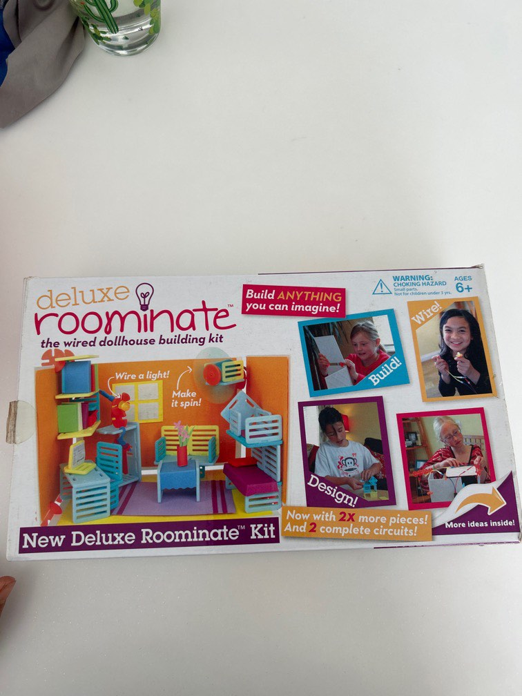 Deluxe roominate soon house construction girl design, Hobbies & Toys