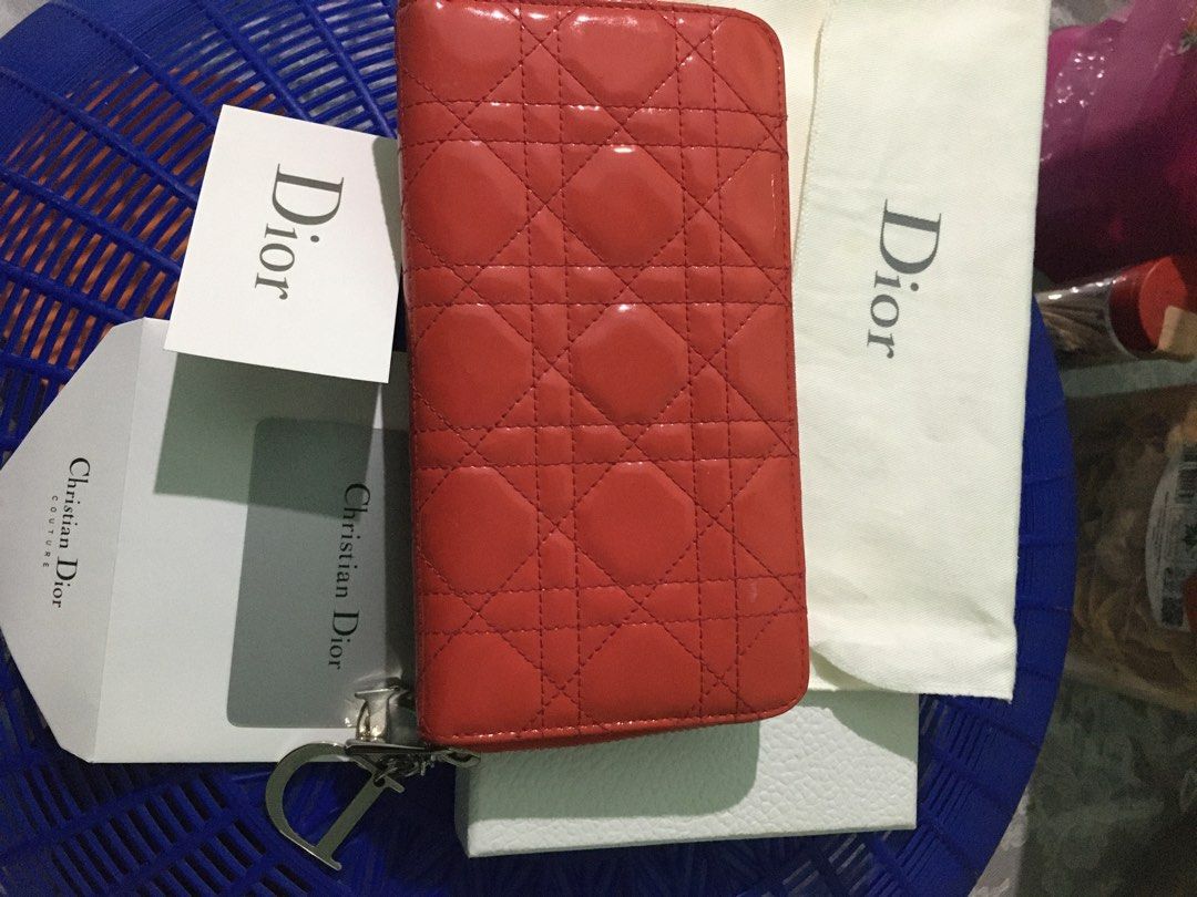 Dior Cigarette Case, Barang Mewah, Tas & Dompet di Carousell