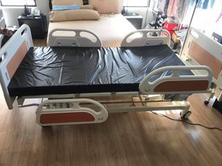 ELECTRIC HOSPITAL BED