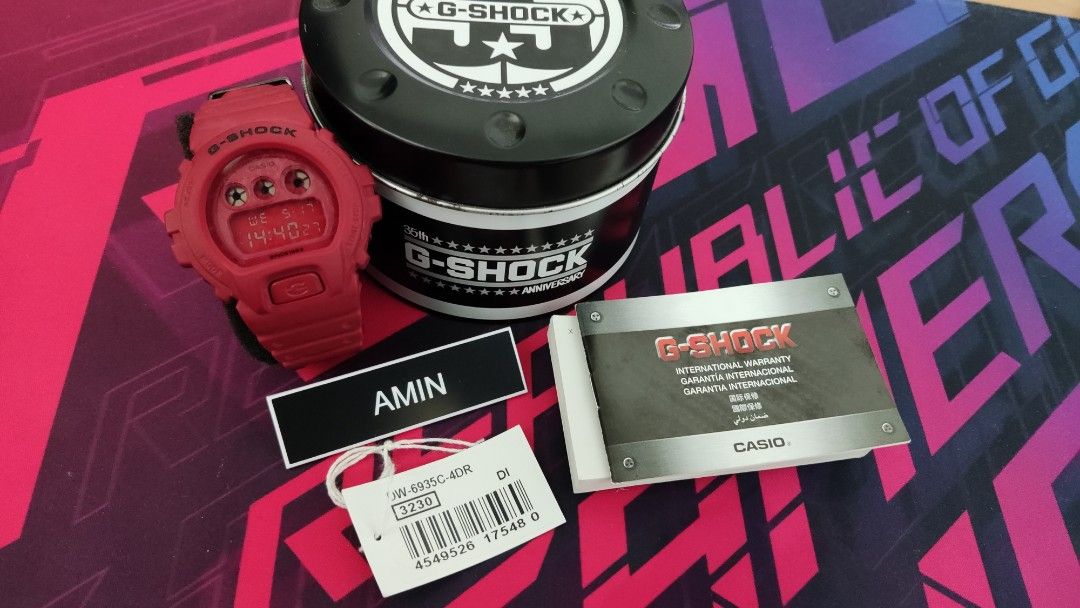 G shock hotsell 35 anniversary red