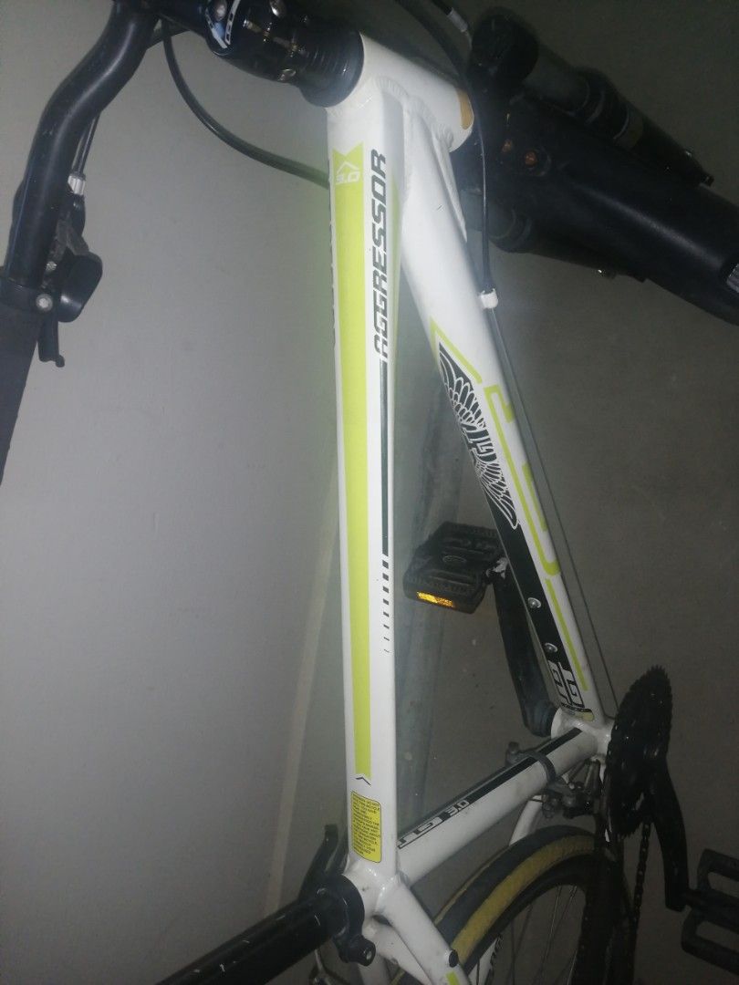 GT Aggressor 3.0 Bicycle, Sports Equipment, Bicycles & Parts, Bicycles ...