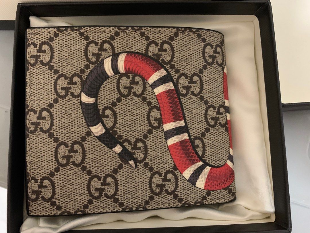 GUCCI SUPREME GG SNAKE WALLET Men s Fashion Watches
