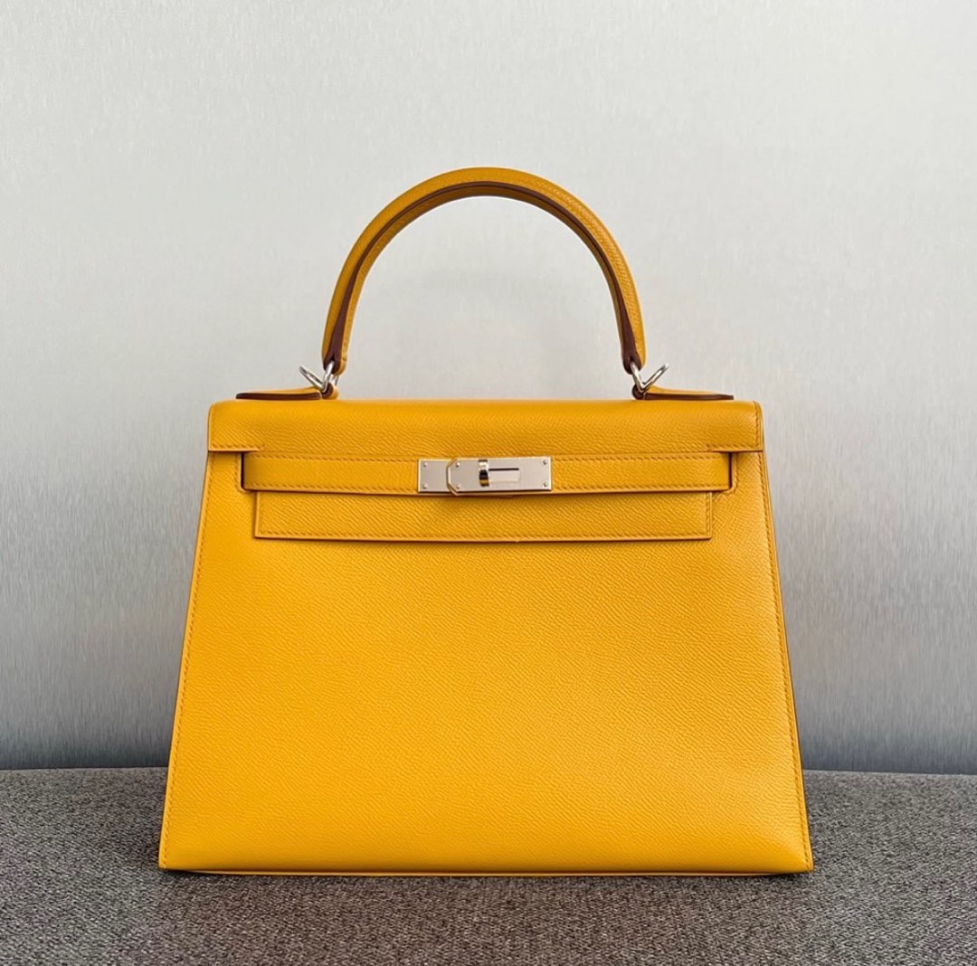 Hermes Kelly 28 Casaque Veau Epsom, Luxury, Bags & Wallets on Carousell