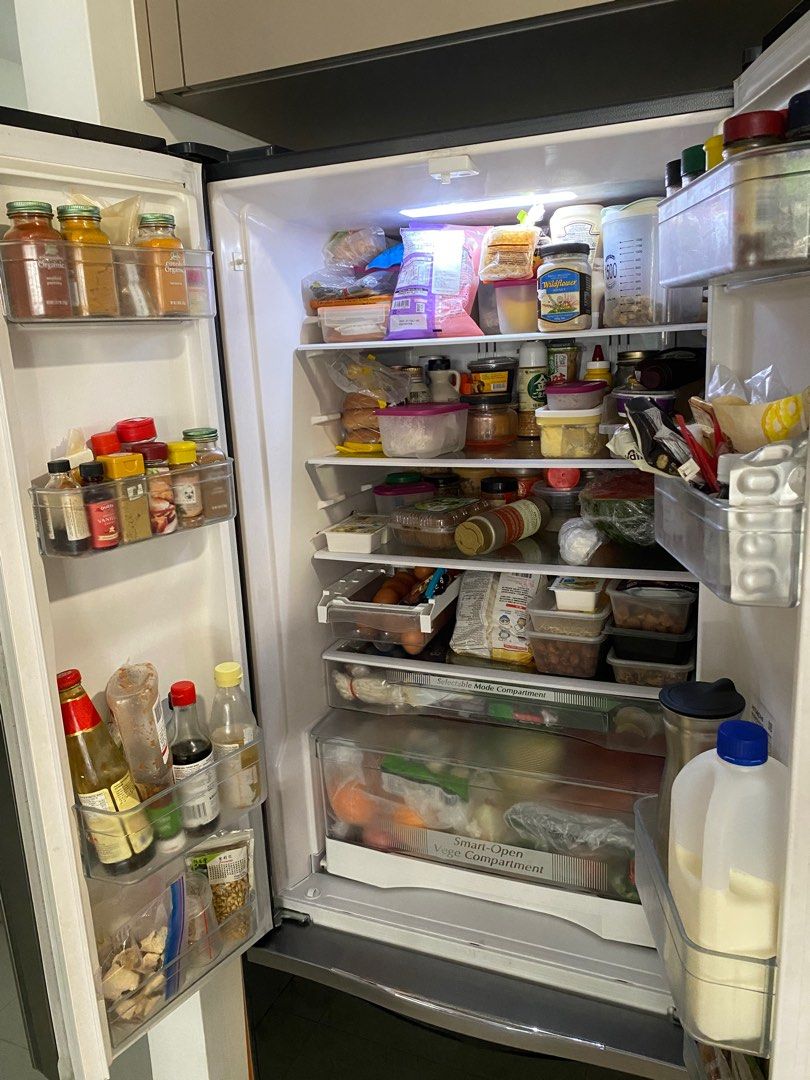 Hitachi French bottom freezer 3 door fridge, TV & Home Appliances