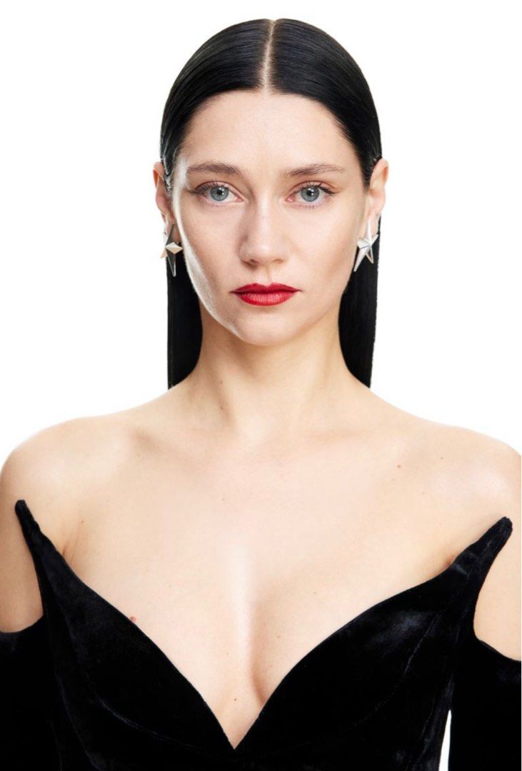 Clip on earrings h&m top