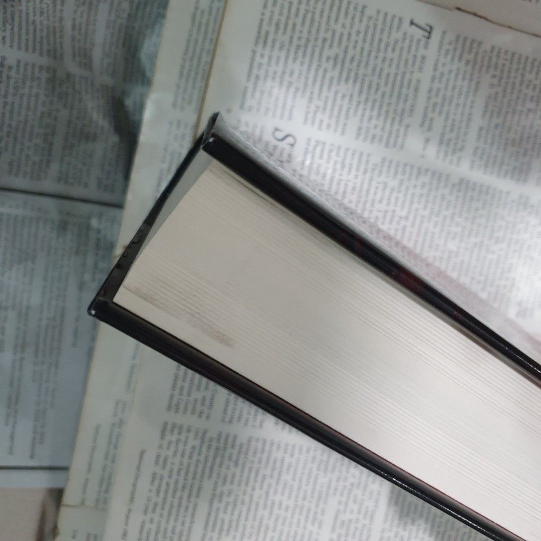 Jade War by Fonda Lee (Jade City Book 2) Hardbound on Carousell