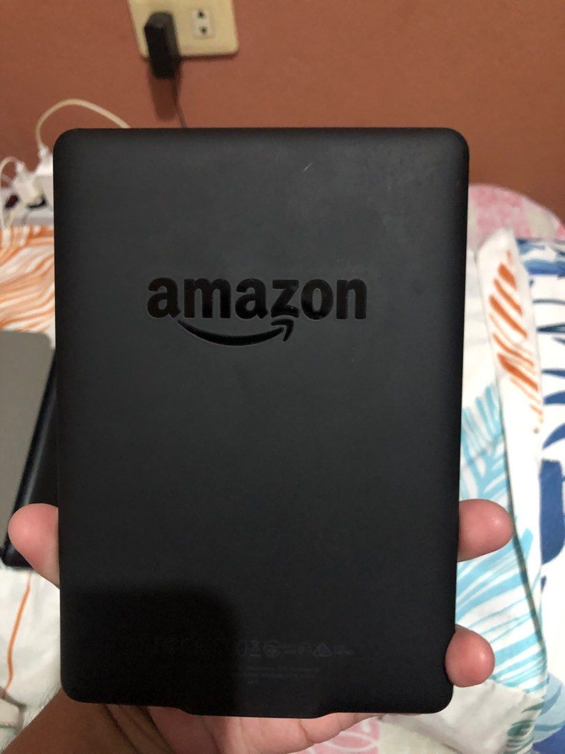 kindle paperwhite 6th gen, Mobile Phones & Gadgets, EReaders on Carousell
