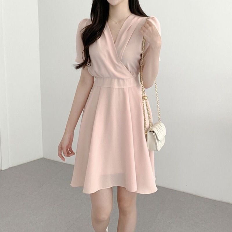 pale yellow dresses Light Pastel Yellow Sexy Spaghetti Straps V-neck Long Empire Prom Dres –  SposaBridal