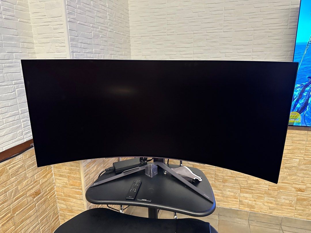 LG 45GR95QE 45 inches WQHD UltraGear, Computers & Tech, Parts