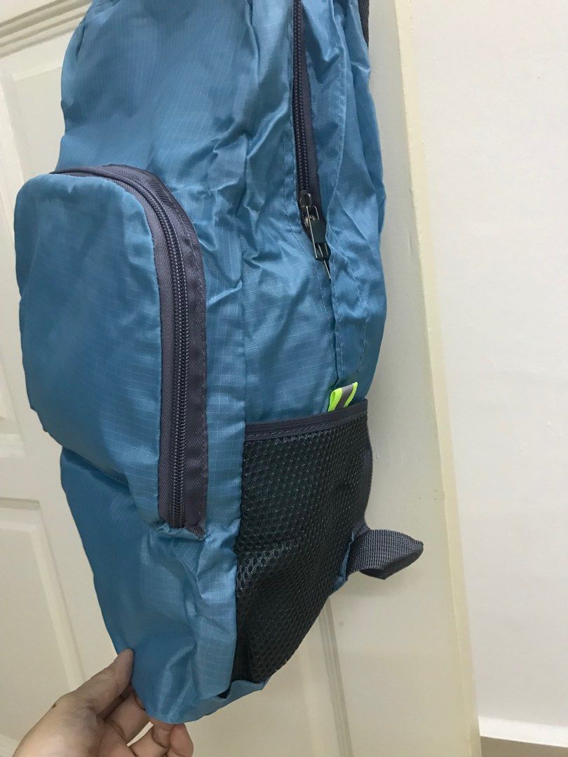 Lightweight foldable backpack (Category: Backpacks) located in Skudai. Submitted by zoey313 (Listing ID 1232357366, Image 2). Description: .