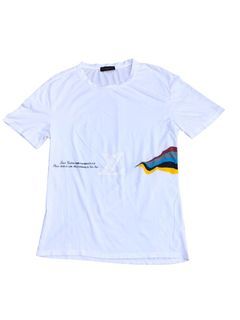Authentic LV rabbit t shirt, 名牌, 服裝- Carousell