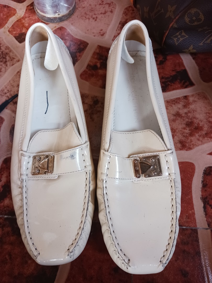 Louis Vuitton flat Shoes on Carousell