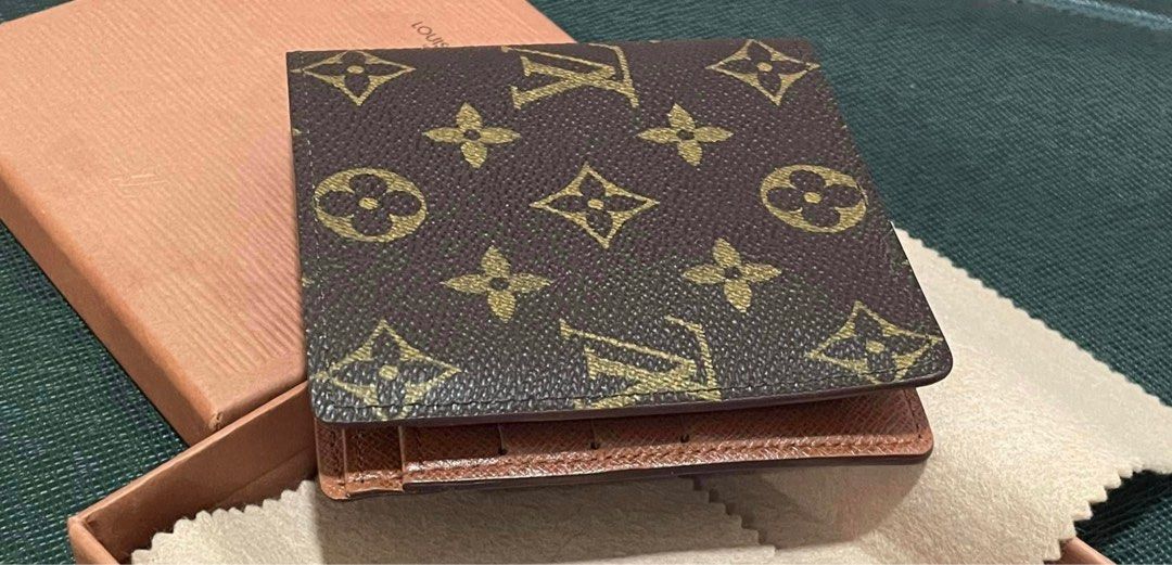 Louis Vuitton Authentic Monogram Marco Bifold Mens Wallet, Luxury, Bags &  Wallets on Carousell