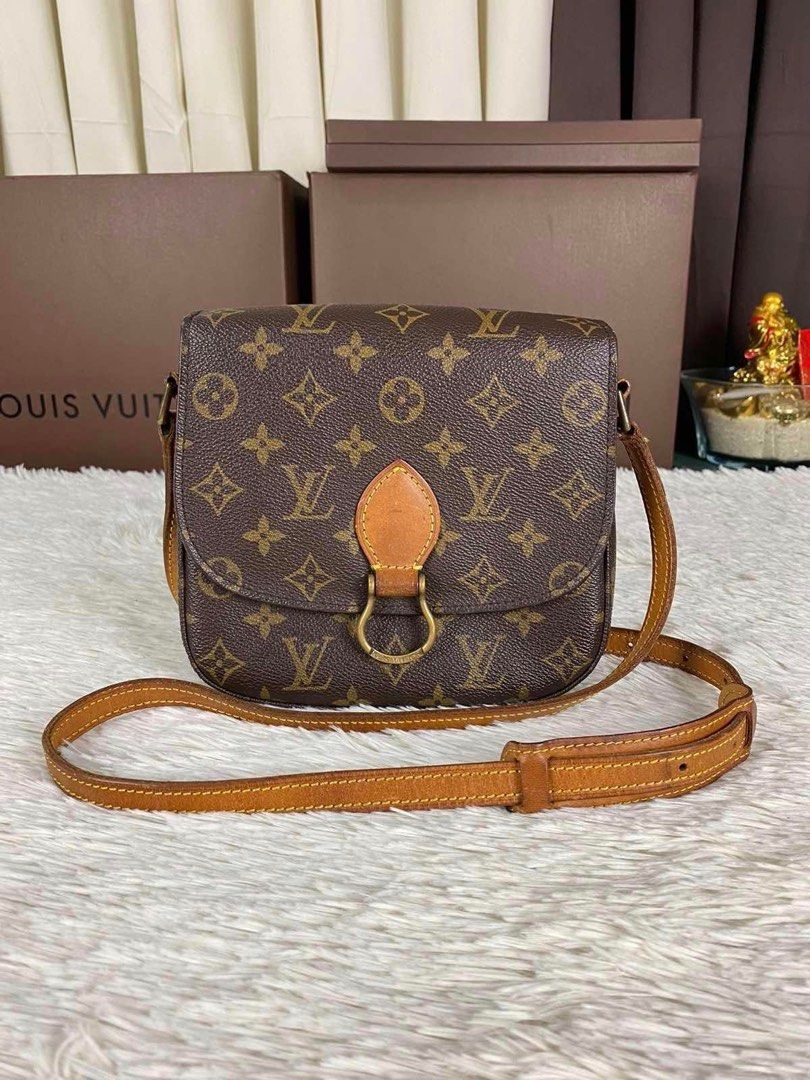 Preloved authentic Louis vuitton Lv monogram st cloud pm sling bag, Luxury,  Bags & Wallets on Carousell