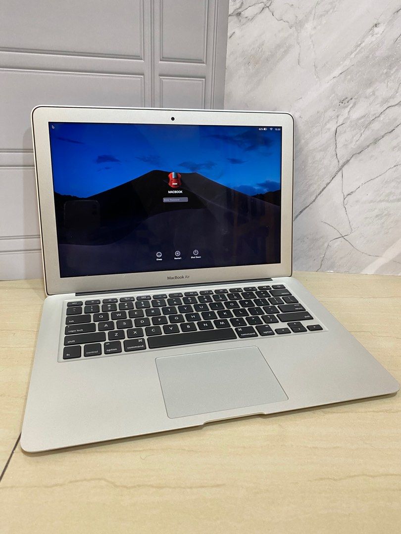 Macbook air 2017 8/512gb core i5, Elektronik, Komputer, Laptop di