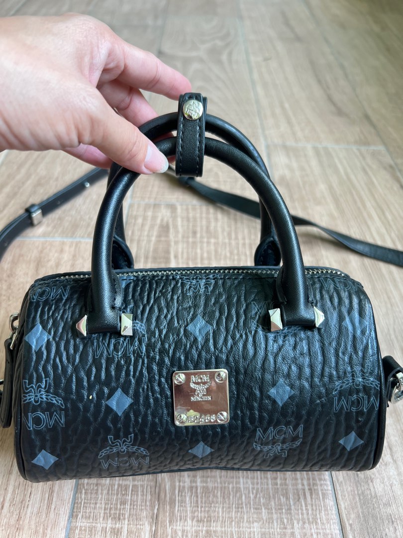 Mcm bag size top