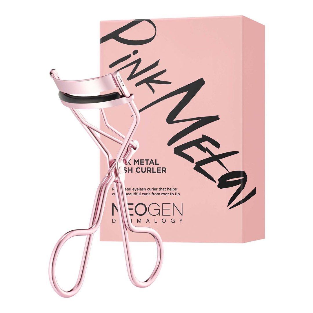 Neogen Pink Metal Lash Curler (Category: Makeup) located in Pasig City. Submitted by hanpum (Listing ID 1232354570, Image 1). Description: Part of a set - I already have my lash curler Creates intense curls by curling all the lashes, including the inner and outer corners Perfectly designed to hug the shape of your eyes and curls from any angle without perfect skills. It easily creates intense curls from all type of eyelashes such as short, straig