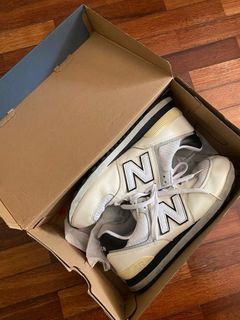 (Category: ) located in . Submitted by 30sthriftstore (Listing ID 1232341118, Image 1). Description: .