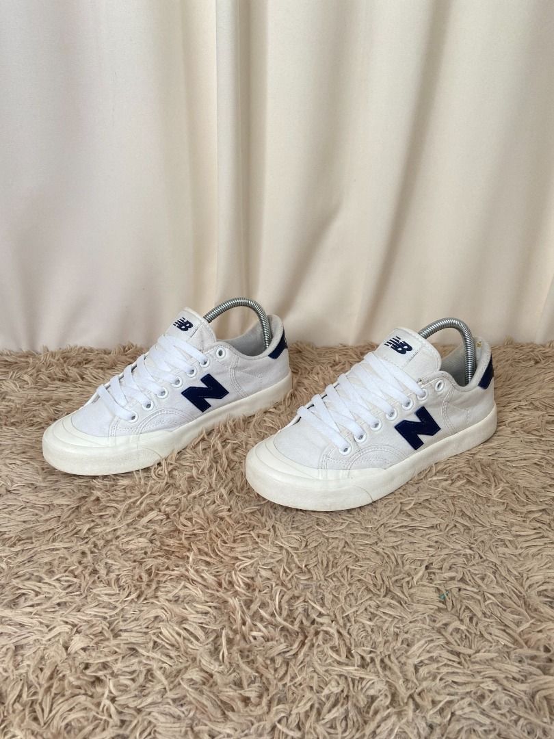 New balance canvas trainers best sale
