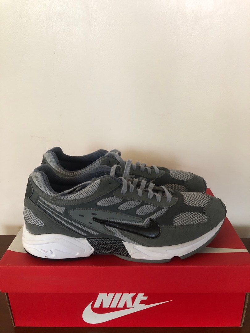 nike air ghost racer khaki