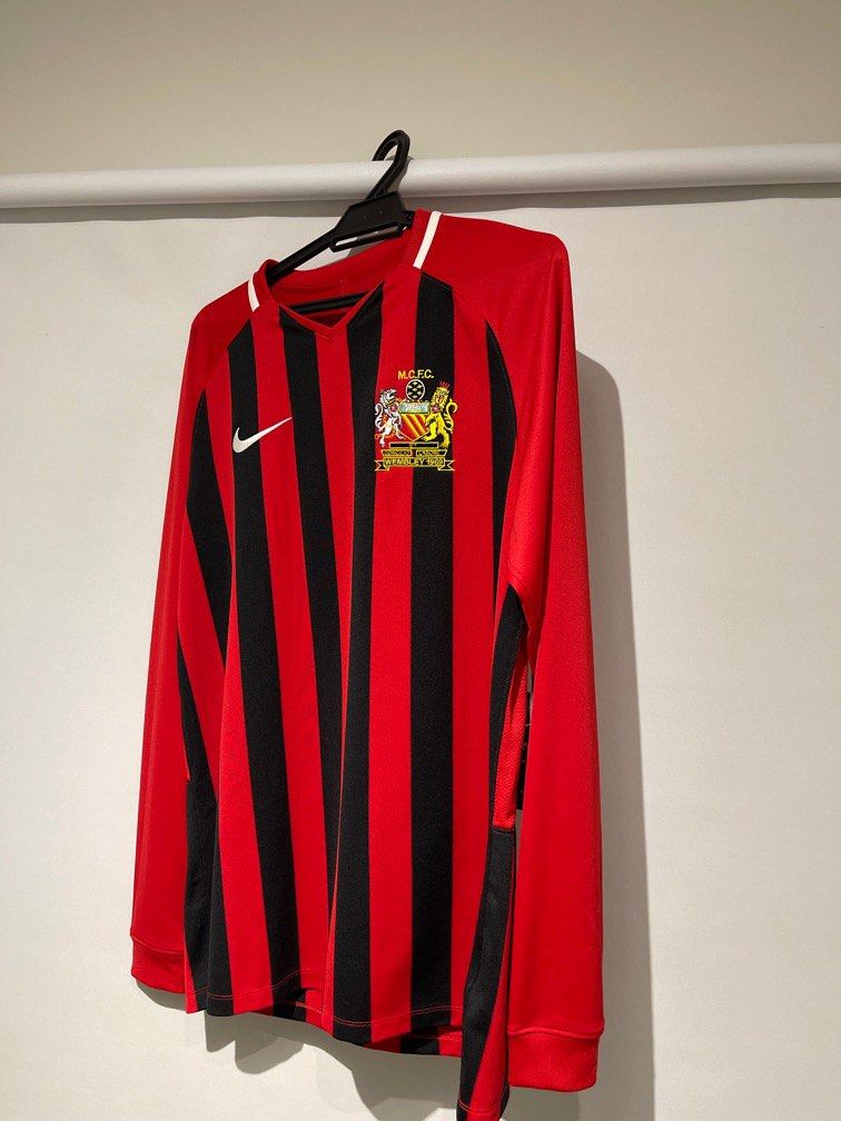 Nike red Manchester City ManCity Wembley 1969 limited edition