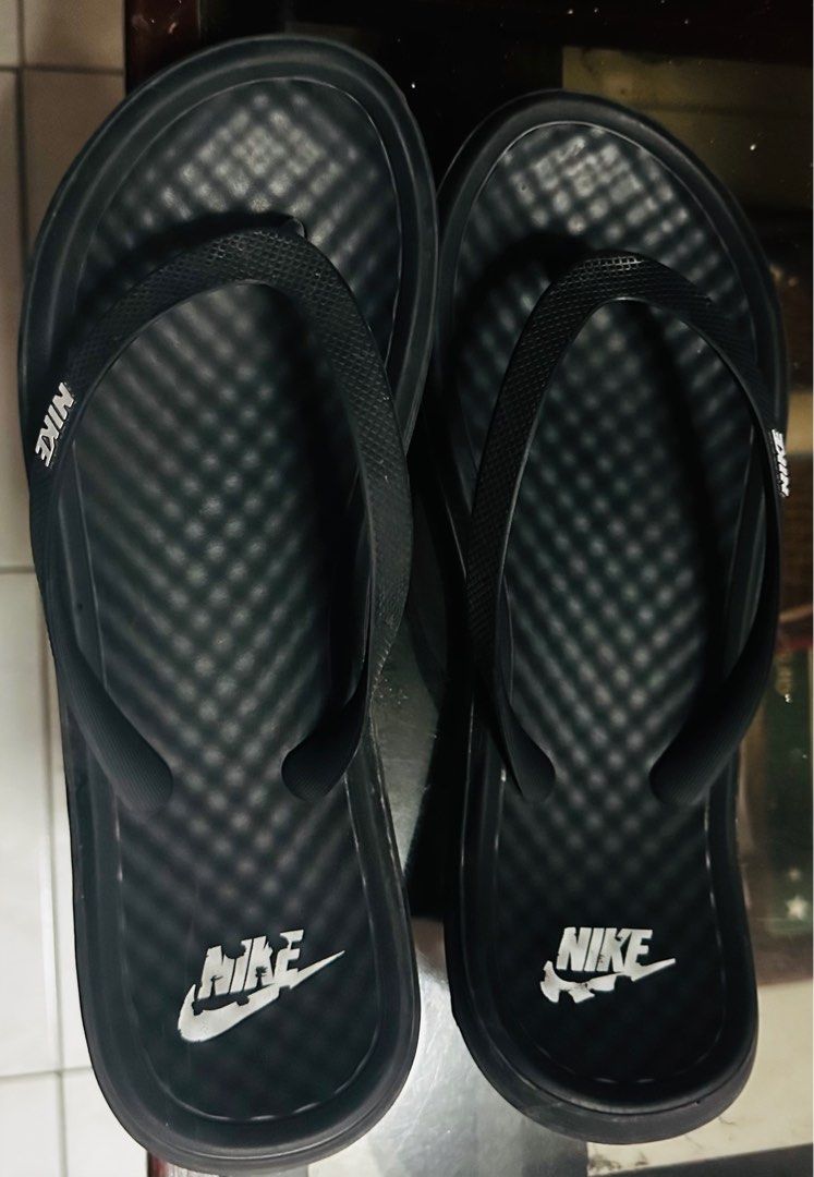 Nike slippers, Fashion, Footwear, Slippers & Slides on Carousell