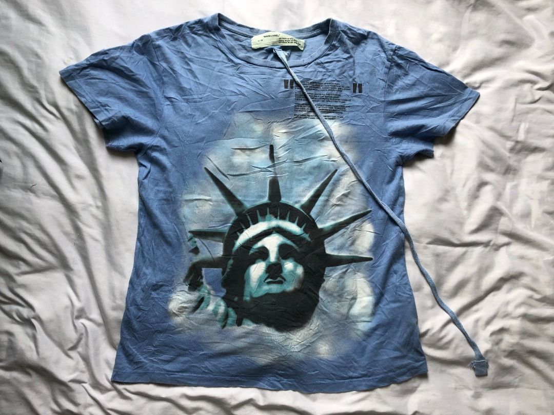 Off white statue top of liberty sweatshirt