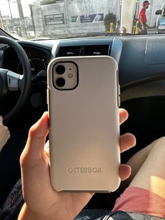 OTTERBOX CASE FOR IPHONE 11