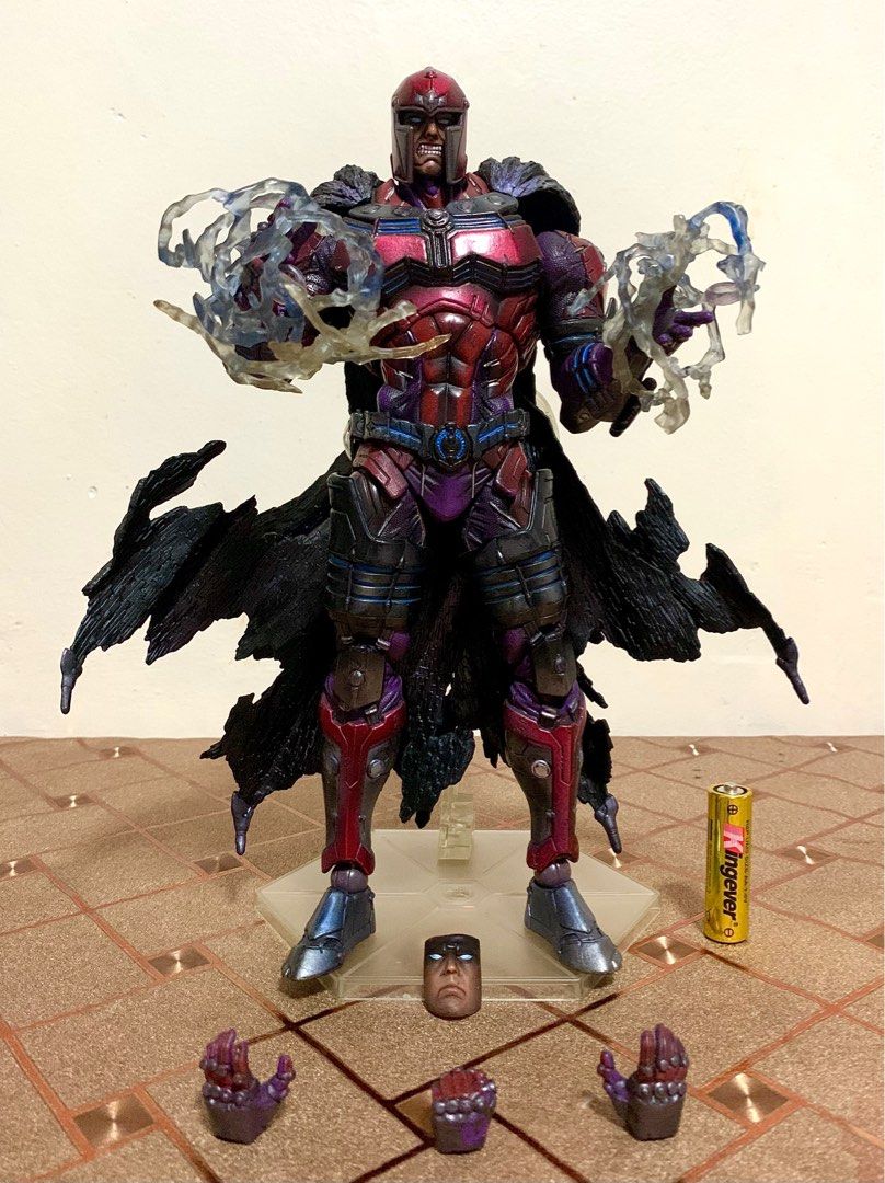 Play arts magneto deals