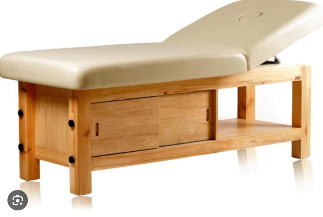 Professional Massage Bed, Furniture & Home Living, Bedding & Towels on