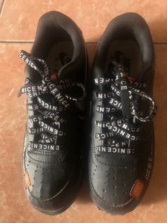 Sepatu nike air