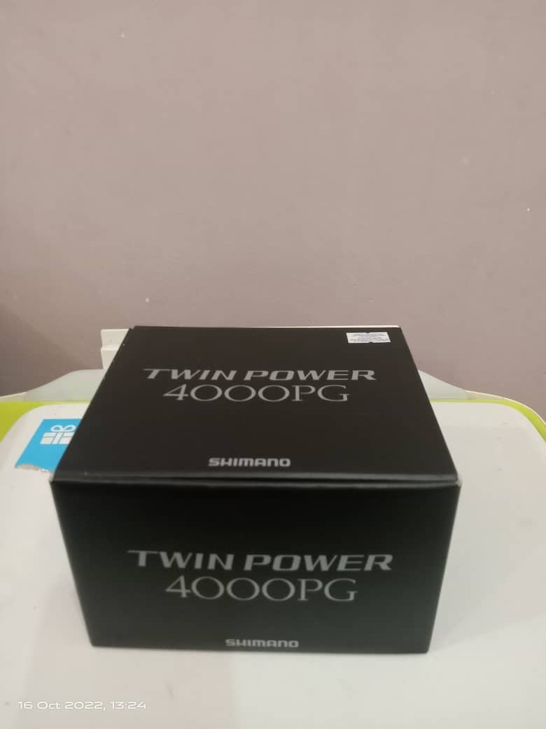 Shimano twinpower 4000 PG, Sports Equipment, Fishing on Carousell