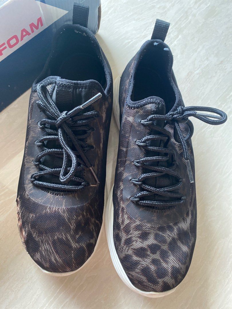 Memory foam walking new arrivals shoes ladies