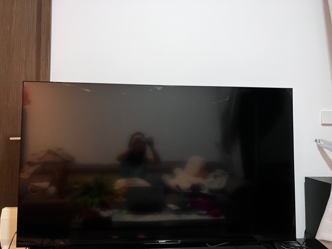 Sony TV (screen broken), TV & Home Appliances, TV & Entertainment, TV