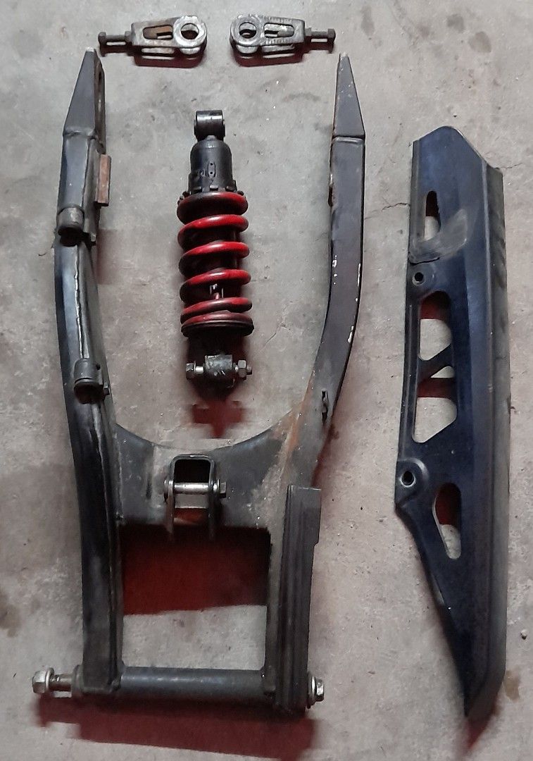 SWING ARM BANANANA ORIMOTOR SUZUKI FXR 150 DOHC, Hobbies & Toys