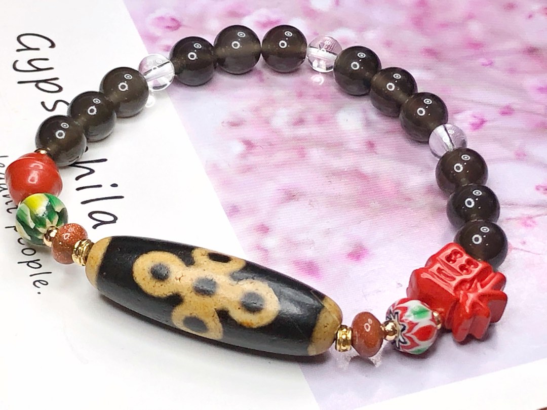 Tibetan Dzi Beads Lightning Five Eyed Dzi Bead 藏传老矿牙黄五眼