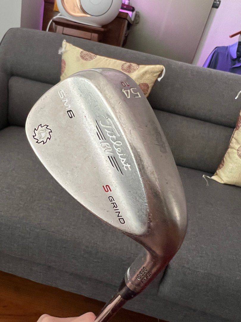Titleist sm6 s grind 54deg Sports Equipment Sports Games Golf on Carousell