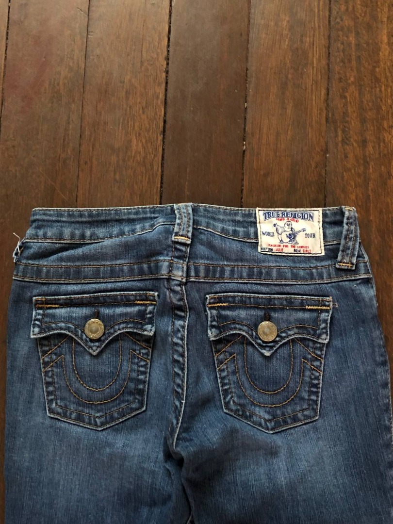 TRUE RELIGION JEANS SECTION JULIE ROW GIRLS on Carousell