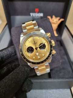 （分類：）位於 。 由 16_watch_b_q 提交（商品編號 1232483713，圖片 1）。簡介： 。