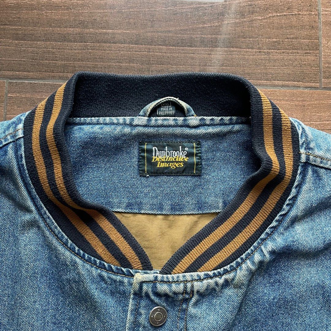 Vintage Varsity Jacket (Category: Coats, Jackets and Outerwear) located in Makati City. Submitted by coldbrewpapi (Listing ID 1232398020, Image 3). Description: Price: 3500 Size: XL Fits: Large to 2XL Dimes: 29W x 28L Condition: 9/10.