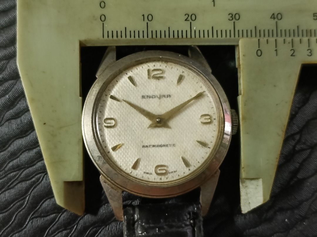 Mechanical hand sales wind watch